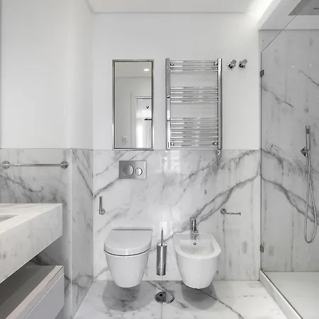 Whome Urban Retreat: Downtown Luxury, Parking, Ac & Elevator Lisboa