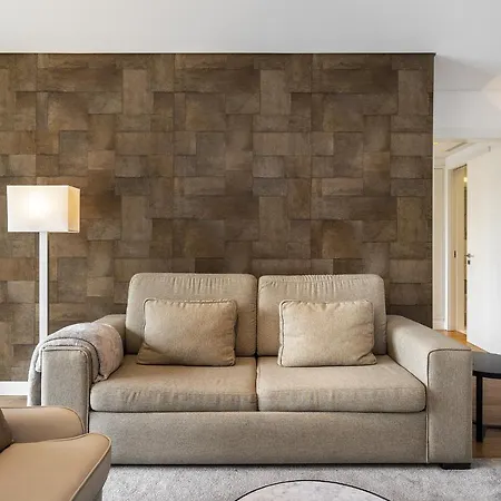 Whome Urban Retreat: Downtown Luxury, Parking, Ac & Elevator * Lissabon